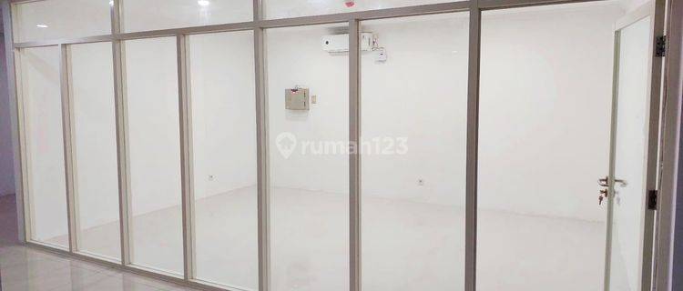 Disewakan Ruang Usaha Siap Pakai Apartemen Praxis Tower 1 1