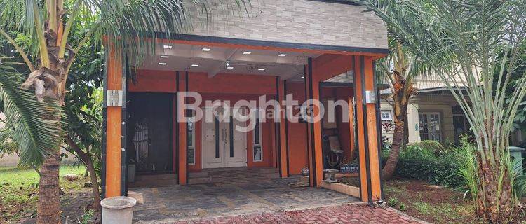 Semi Furnished Kota wisata 1