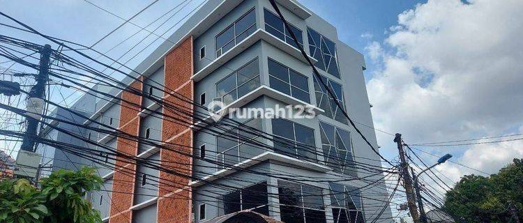 Rumah Kost Dengan 83 Kamar, Tamansari, Jakarta Barat 1