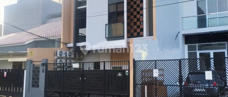 Fully Occupied Boarding House, ROI Above 8 Percent, Tanjung Duren, West Jakarta 1