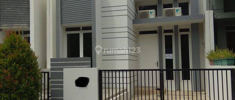 Rumah siap huni di bawah 1 m. jarang ada, sdh renovas, tomp 1