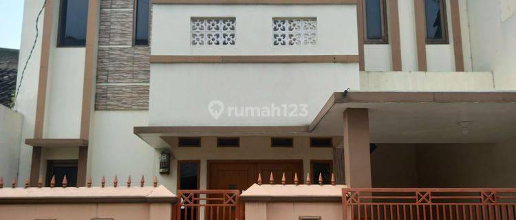 Rumah 3 Lantai Margahayu Raya Bagus Murah dkt Buah Batu 1