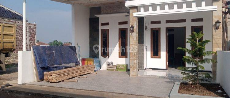 Rumah 300 Jt an di Jogja, Selatan Gerbang Tol Banyurejo, SHM P 1