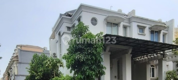 Hook House in Bukit Gading, 120m², Southwest Facing, Inside the Complex 1