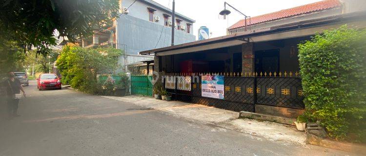 Rumah Besar Dijual Depan Jalan Raya Bekasi 1