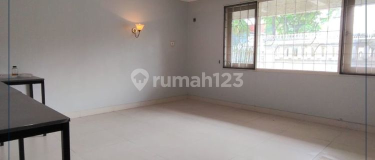 Cheap !! 12.5 Meters Wide House Ready to Occupy Greenville - West Jakarta 1