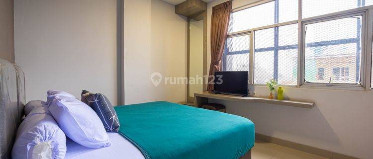 Kost Kelowna House Dwiwarna Jendela Keluar Dekat Mangga 2 Square 1