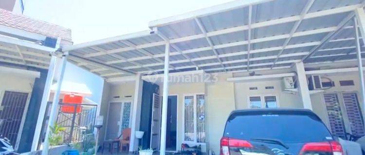 Rumah  cantik, hoek, fully furnished, Shm, jl. Raya tamangapa makassar 1