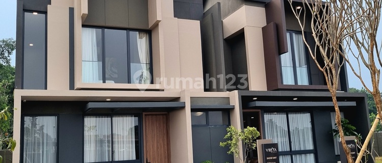 5 Minutes to Santa Ursula School & BSD City Modern Market! Vireya House 1