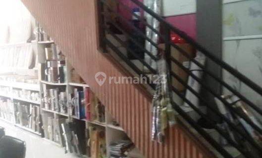 Ruko Bagus 2 Lantai Deretan Mal Hadap Jalan Alternative Cibubur  1