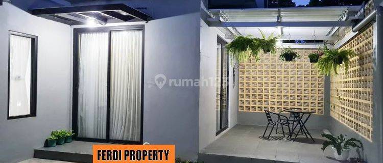 Rumah Hook 2 Lantai Bagus Unfurnished Dekat Masjid Depan Taman 1