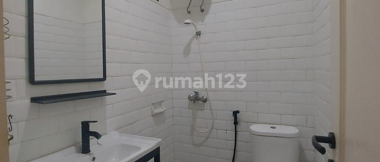 Siap Huni, Rumah, 1 Lantai, Bebas Banjir Hadap Barat Dekat Masjid 1