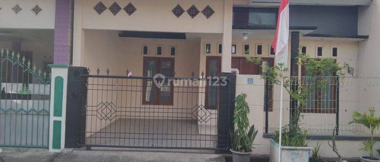 Rumah Luas di Graha Bunder Amerta Kembangan Kebomas Gresik 1