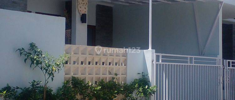 Rumah Di Jl Melati 2 Lantai Baru Dekat Polda 1