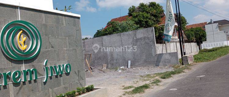 Termurah Tanah Dekat Kampus Ukrim Dan Exit Toll Kalasan,shm P Ada 1