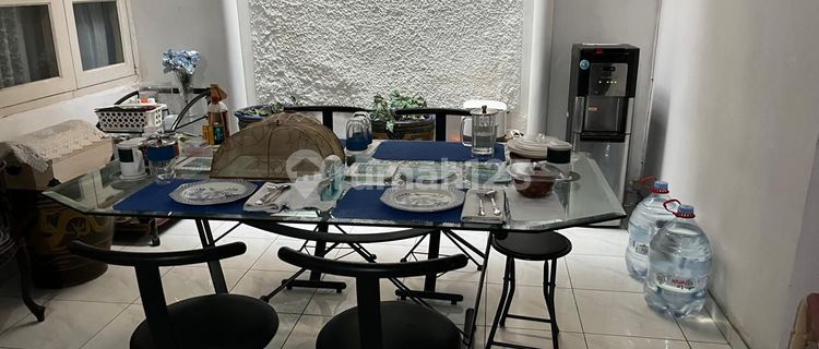 Cheap House Near PIM 2 In Pondok Indah 1