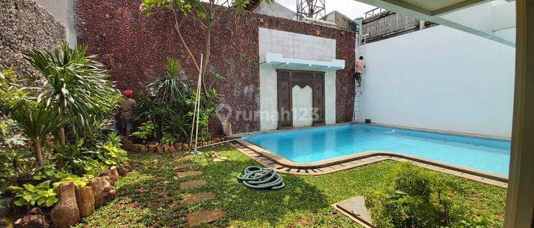 Semifurnished House Disewa Di Simprug 1