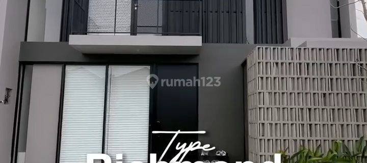 Rumah Baru 2 Lantai Central Park Juanda Sidoarjo Furnished 4 Kt 1