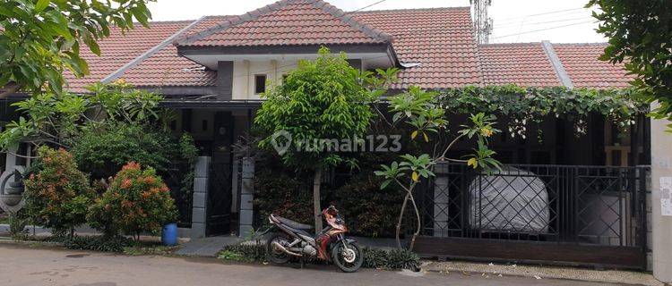 Rumah Asri di Graha Kemuning Residence 1