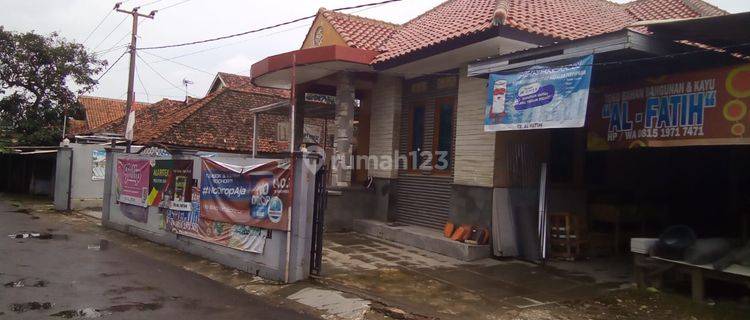 Rumah di Daerah Dukupuntang 1