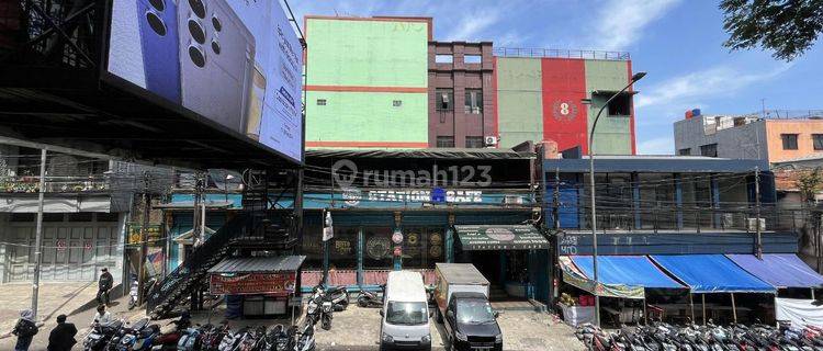 Gedung strategis cocok untuk usaha di Sukajadi kota Bandung  1