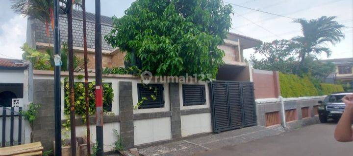 Rumah di komplek Wijaya Kusuma Duren Sawit Jakarta Timur 1