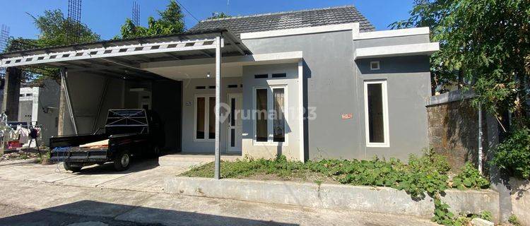 Rumah SHM Utara Perum Jambusari Jl. Candigebang Sleman 1