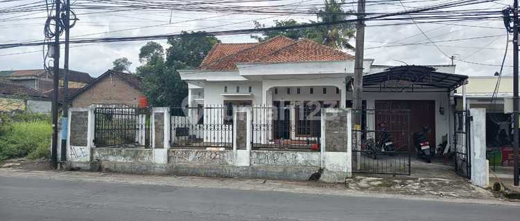 Spacious Strategic House in Jl. Godean KM 7 Godean Sleman Area 1