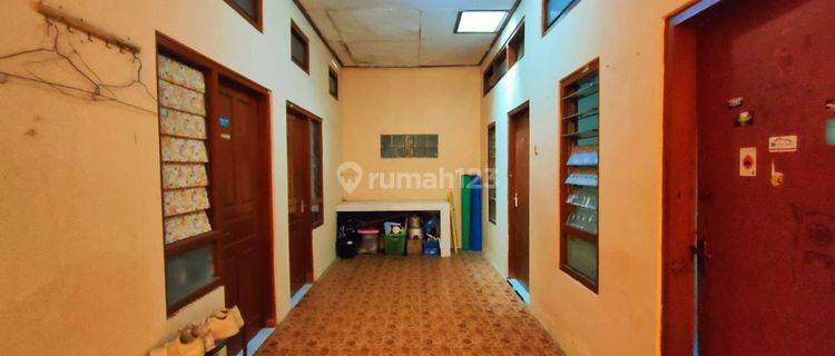 Kost Putri 2 Lantai Tengah Kota Yogyakarta. SHM 1