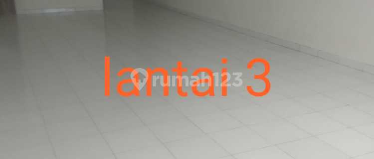 For Sale: Strategically Located Shop House in Kurdi Shop House Complex 1