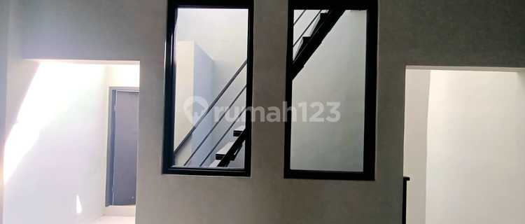 For Rent: 2 Units of RUKO Rendeng Mainroad Soreang 1