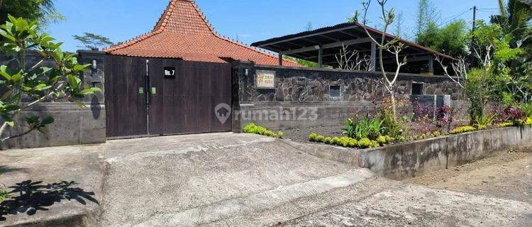 2 unit Villa joglo kayu jati di Tampak siring Ubud, akses jalan 6 meter 1