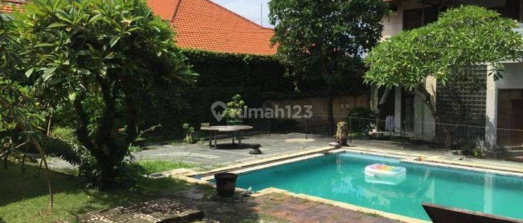 Villa Seharga Tanah Di Jalan Utama Banjar Kuwum, Kerobokan 1