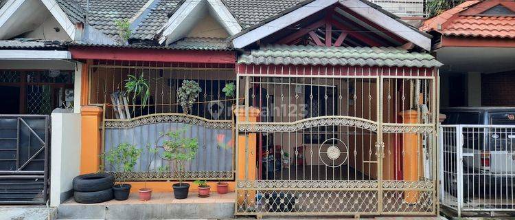 Rumah Nusa Loka BSD, dekat pasar modern dan tol 1