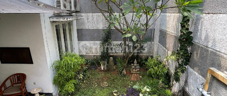 CEMPAKA PUTIH - SEMI-FURNISHED HOUSE, STRATEGIC LOCATION 1