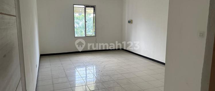 3-STORY KARAPITAN SHOPHOUSE 1