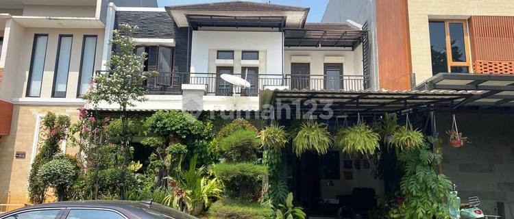 Quick Sale Good 2-Story House with SHM at Grand Wisata Bekasi. 1