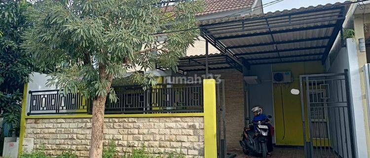 Rumah Minimalis di Puri surya jaya 1