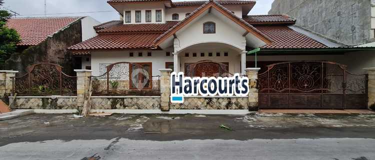 Rumah Bagus Siap Pakai Dekat Jalan Slamet Riyadi Solo 1