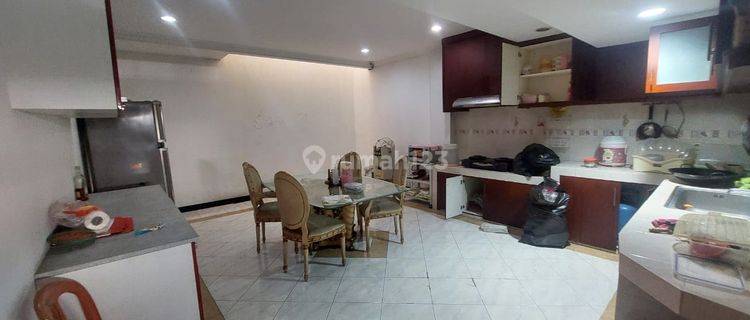 Sewa Rumah Florence Pik Uk 8x20m Furnish  1