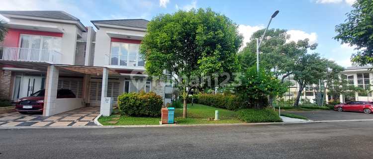 Nice Furnished House Near Swimming Pool In Summarecon Bekasi 1