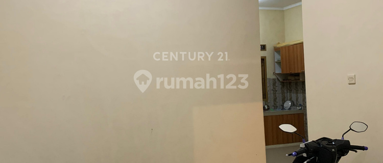 Rumah Lokasi Strategis Dekat Stasiun di Pancoran Mas R2057 1