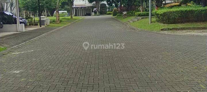 Tanah luas 600 Hoek taman di Foresta BSD  1