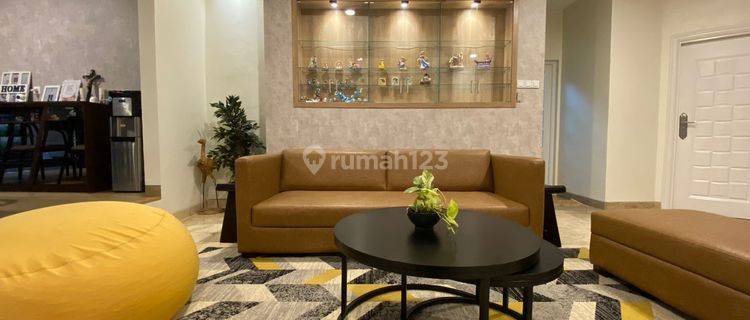 Rumah mewah furnished hadap taman SHM lokasi strategis di BSD city  1