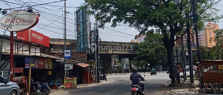 Dijual Eks Bengkel Di Jln Kamal Raya 1