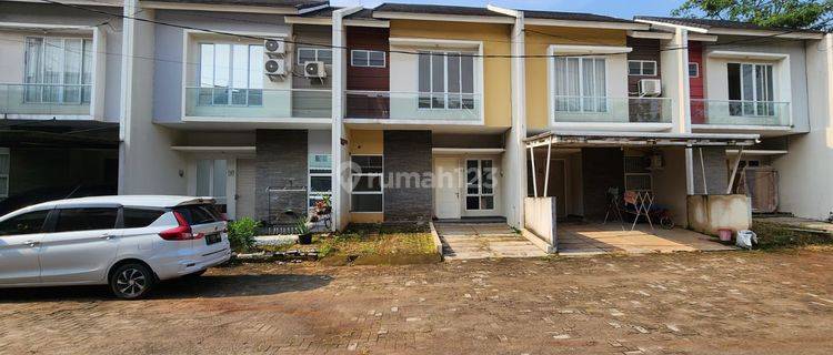 Dijual cepat Rumah 2 lantai di Premiere Residence dekat Alam Sutera 1