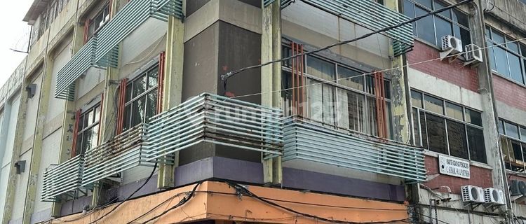 Dijual cepat Ruko 4 lantai hoek di Grogol Permai, Jelambar 1
