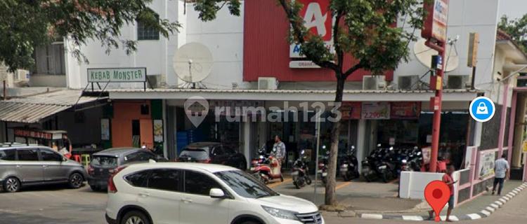 Corner shophouse, 2 floors, very strategic location on Graha Raya Boulevard, Bintaro Jaya. 1