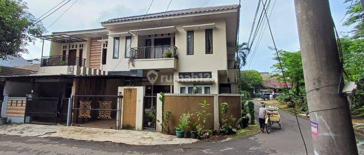 Rumah 2 Lantai Bagus lokasi strategis dan asri 1