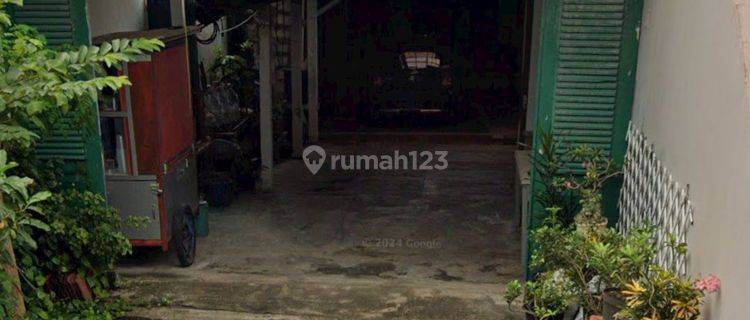 Rumah Kost Strategis Di Jl. Family
tanjung Barat 1